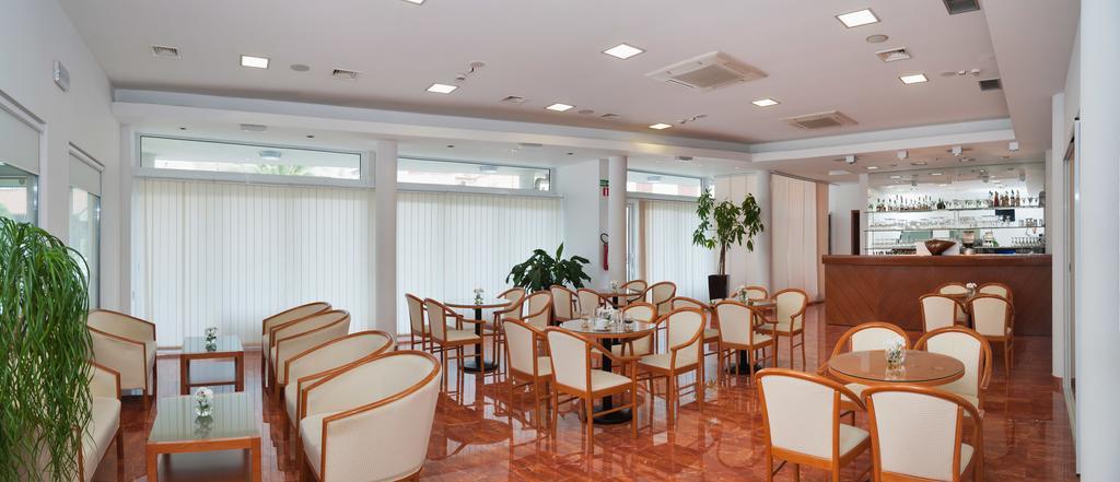 Hotel Rotondo Donji Seget Exterior photo