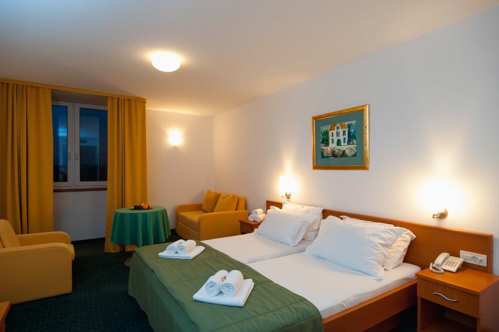 Hotel Rotondo Donji Seget Room photo